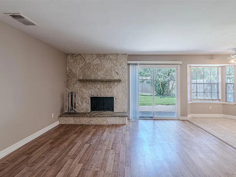 18506 Creekfield Ct — Photo 24