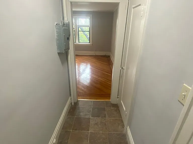 Hillside Gardens Apartment Homes — Photo 16