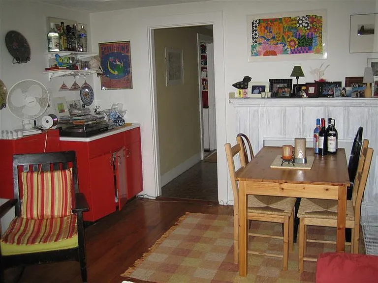 48 Burnside Ave #3 — Photo 7