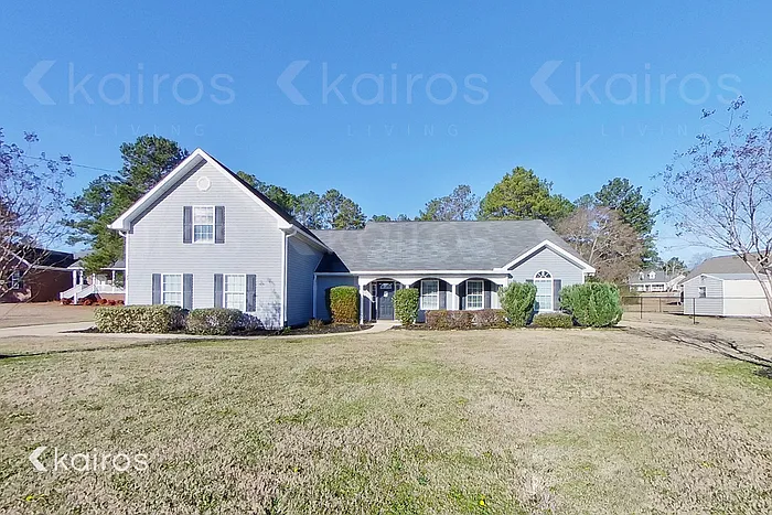 3 bed, 2.5 bath, 2316 sqft, $2,265 — Photo 1