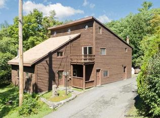 31 Elks Park Rd, West Hurley, NY 12491