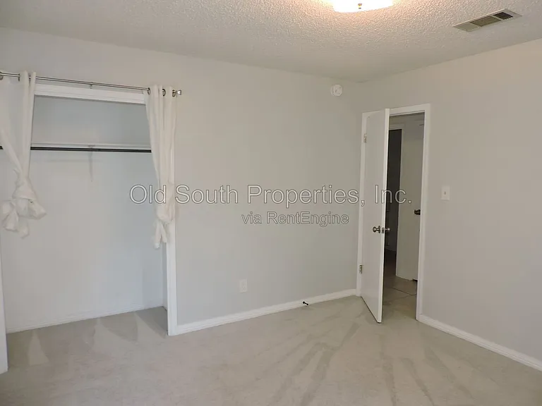 2323 Silversides Loop — Photo 17