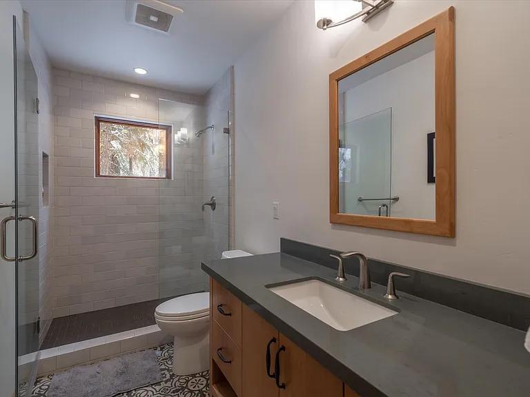 6665 McKinney Ct — Photo 3