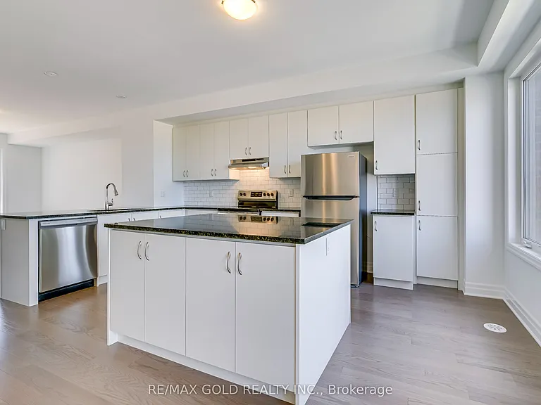 3018 John McKay Blvd S — Photo 11