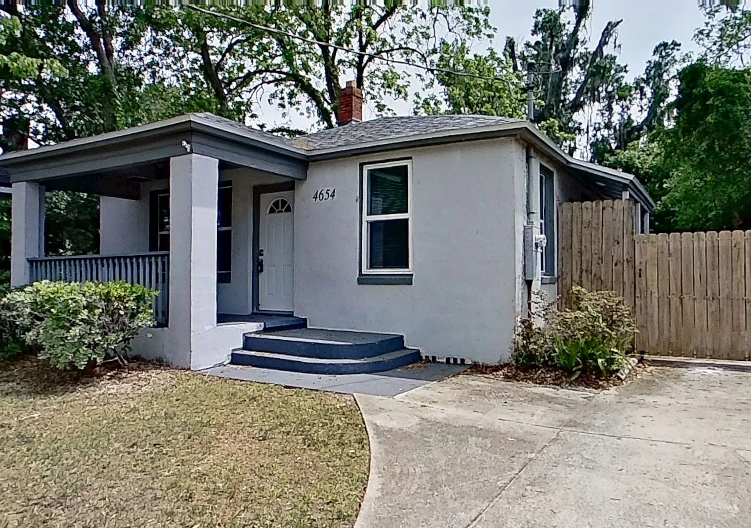Beautiful Home in Murray Hill Available NOW! — Photo 2