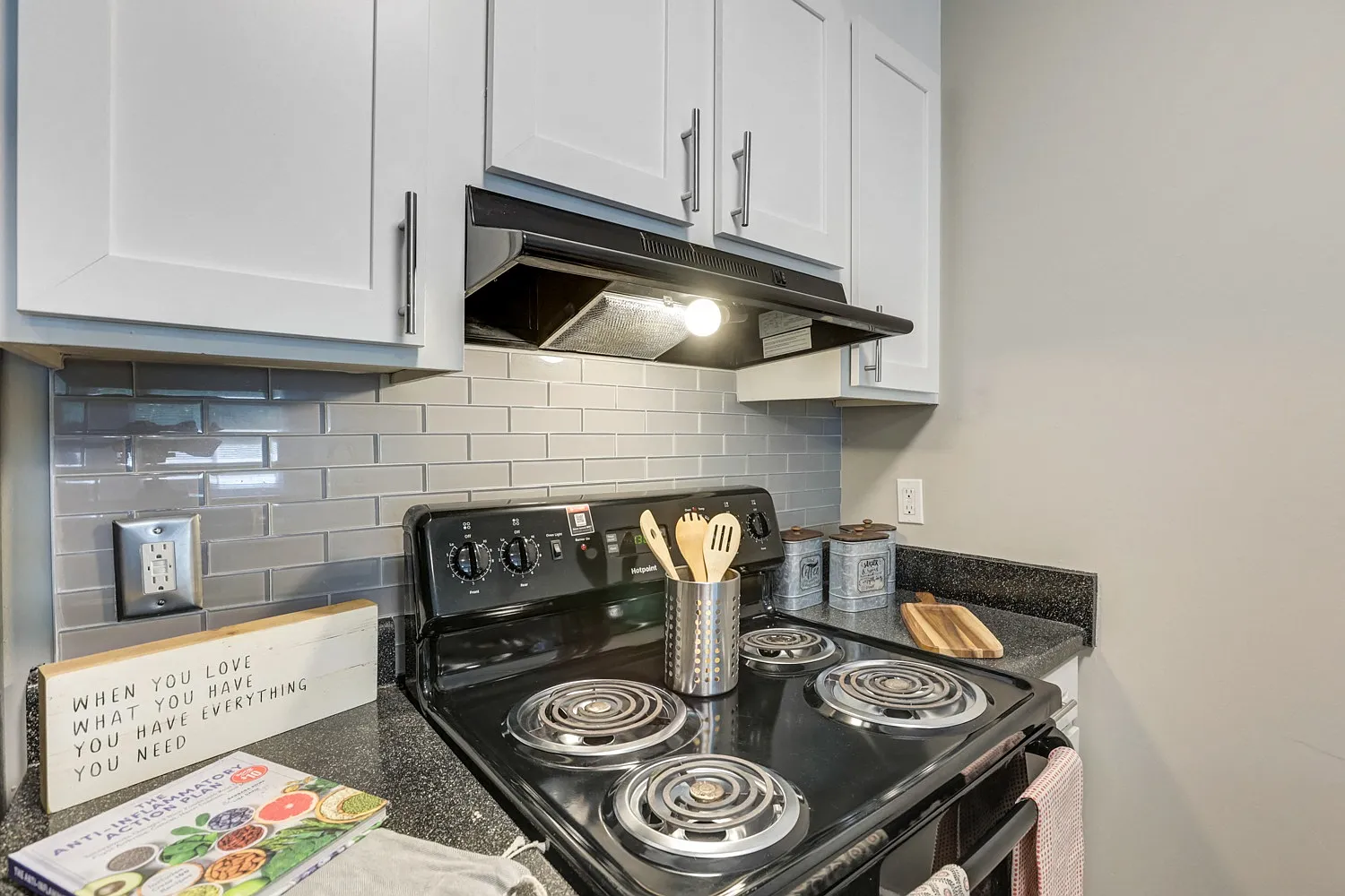 Huntersville Apartment Homes — Photo 1