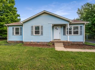 2432 Laredo Ct, Christiana, TN 37037