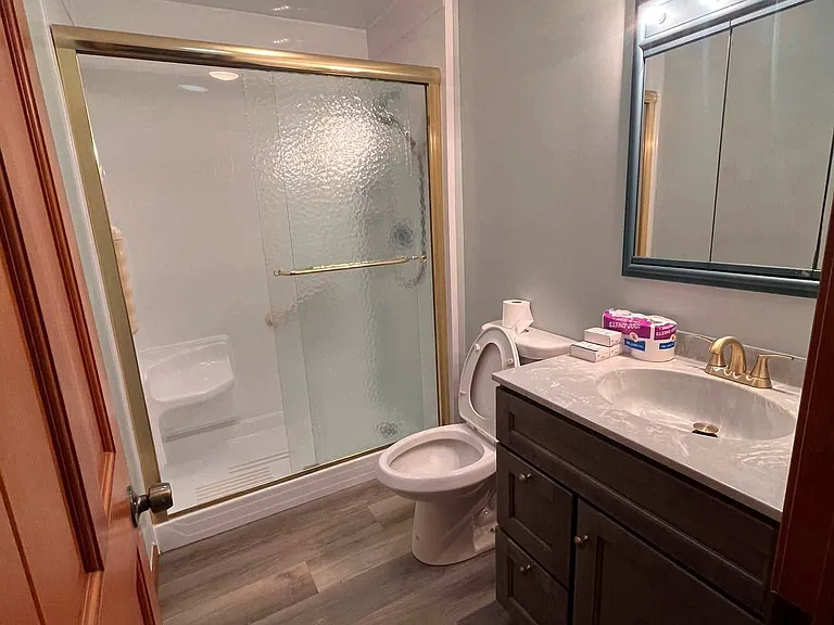 400 Commonwealth Ave #9 — Photo 11