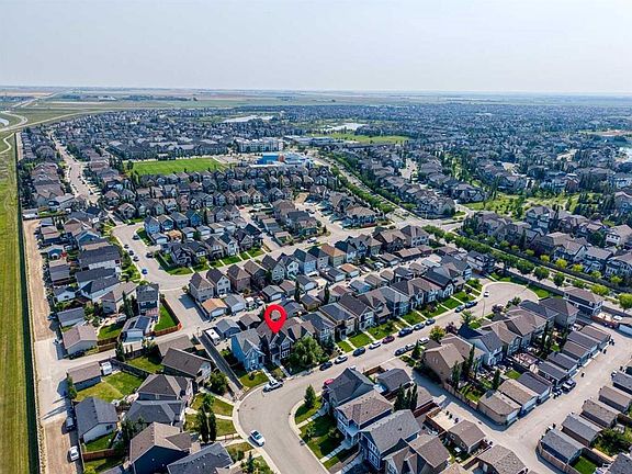 2nd image of 246 W Mahogany Hts SE