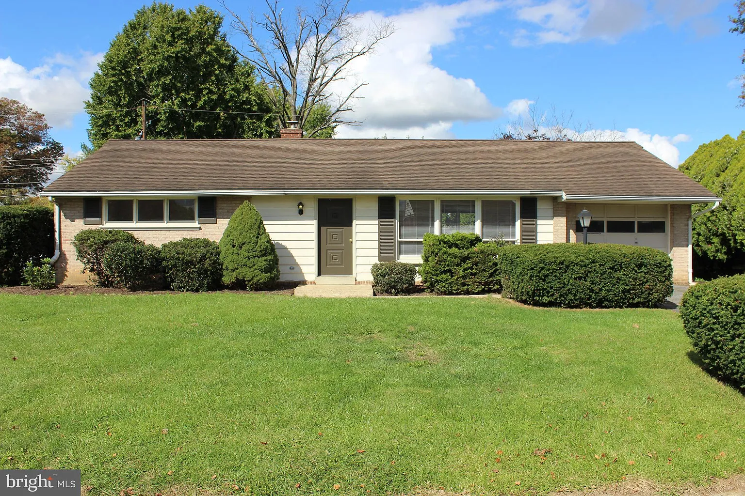 2713 Kimberly Rd photo 1