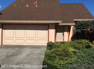 1408 Mathias Pl, Rohnert Park, CA 94928