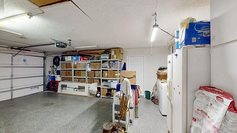 1st image of 528 SW Hidden River Avenue