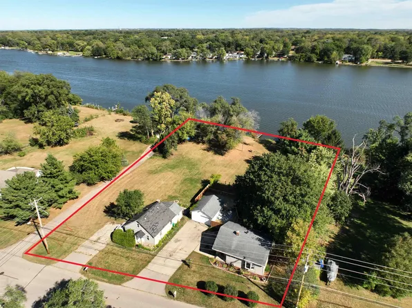 1971 S Shore Dr, Beloit, WI 53511