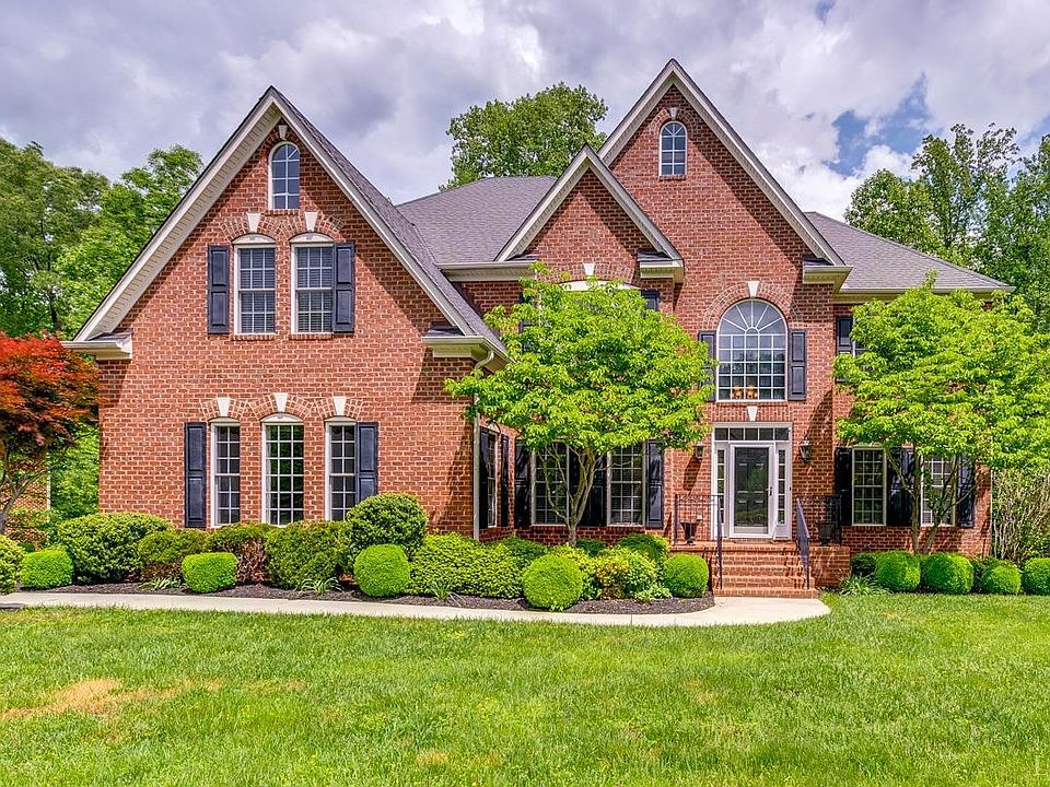 1st image of 107 Bethel Park Dr