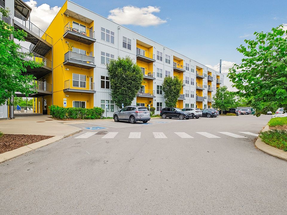 1st image of 400 Herron Dr #416
