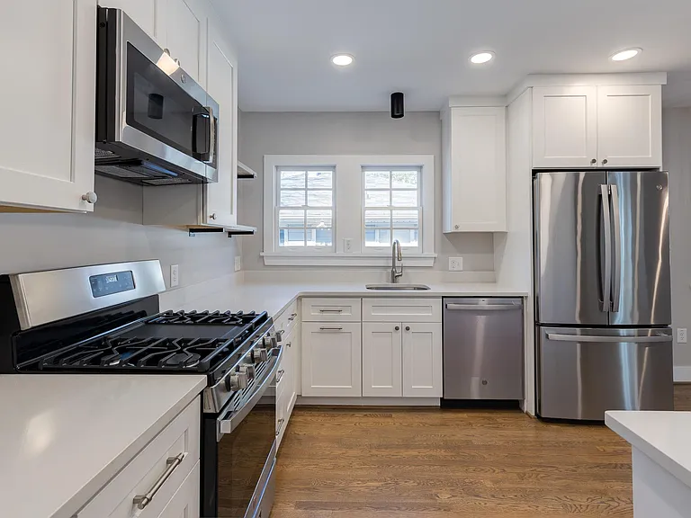 612 N Driver St — Photo 3