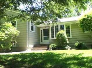 133 Farm Ln, Westwood, MA 02090