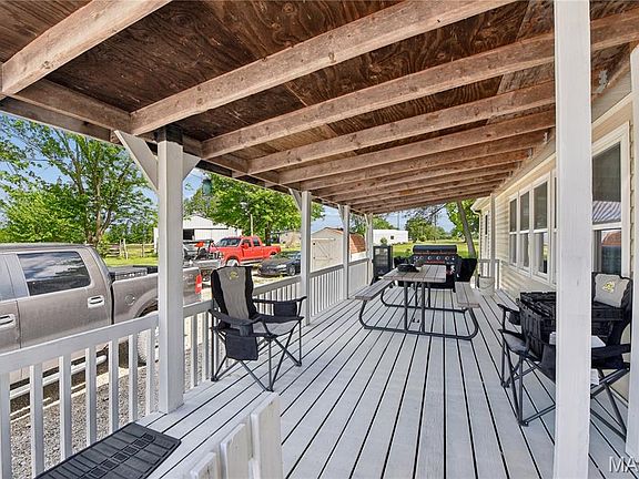 3rd image of 63 Pinnacle Lake Rd
