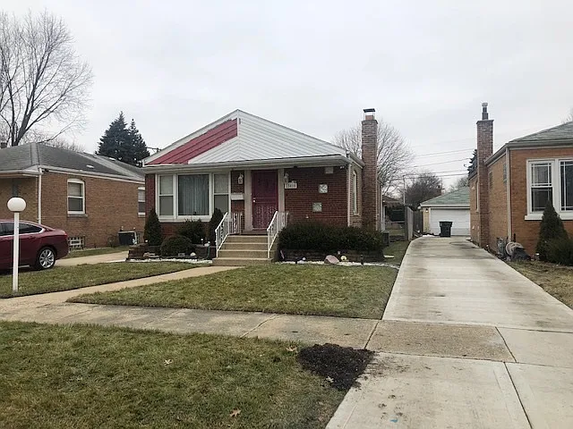 15610 Maryland Ave photo 1