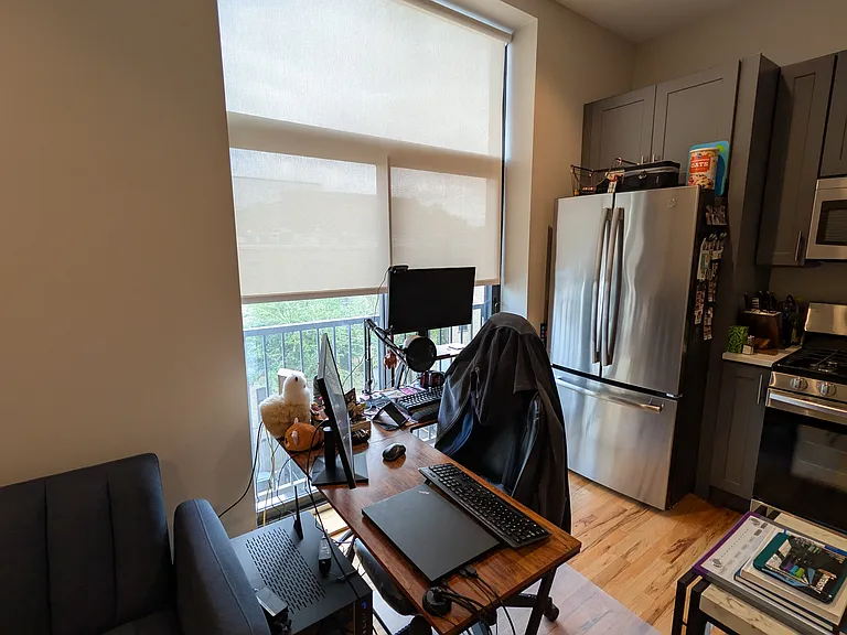 3122 N Broadway St #402 — Photo 2
