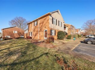 2906 G Saint Marks Rd, Winston Salem, NC 27103