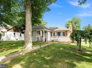 38 Cartlidge Ave, Hamilton, NJ 08610