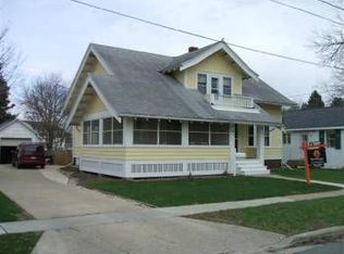 440 Park Ave, Prairie Du Sac, WI 53578