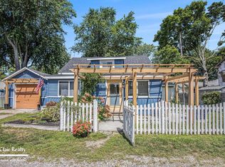 332 Martindale Ct, Cottrellville, MI 48039