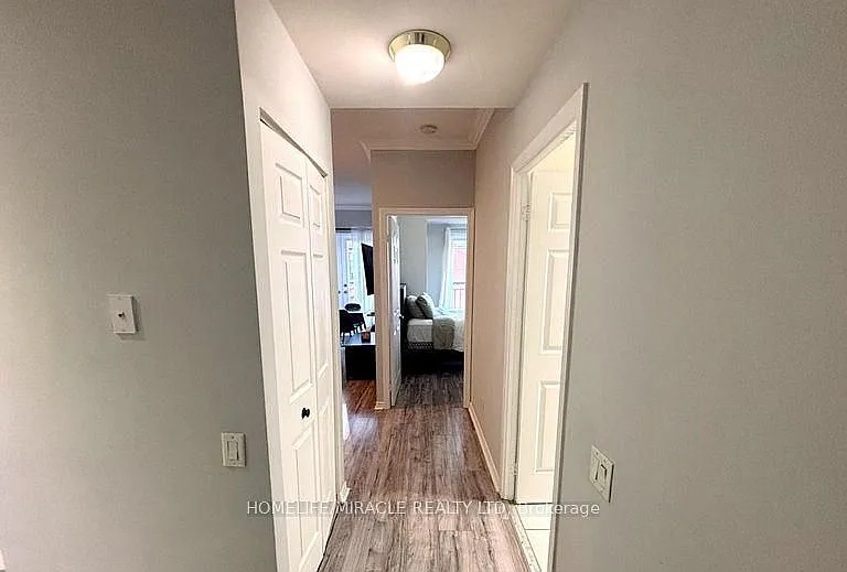 115 Richmond St E #605 — Photo 8