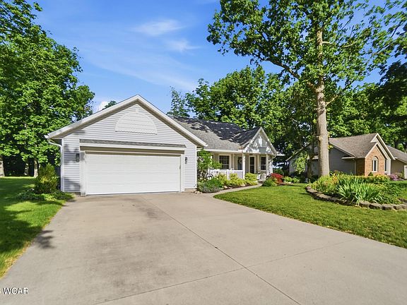 2nd image of 2551 Debbie Dr
