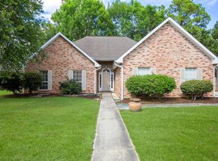 6208 Wimbledon Cv, Ocean Springs, MS 39564