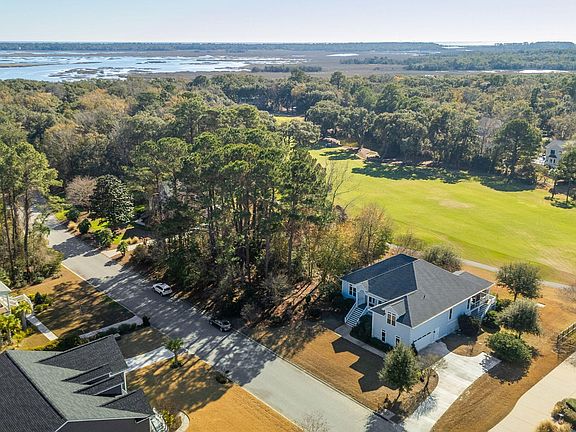 2nd image of 2925 Maritime Forest Dr