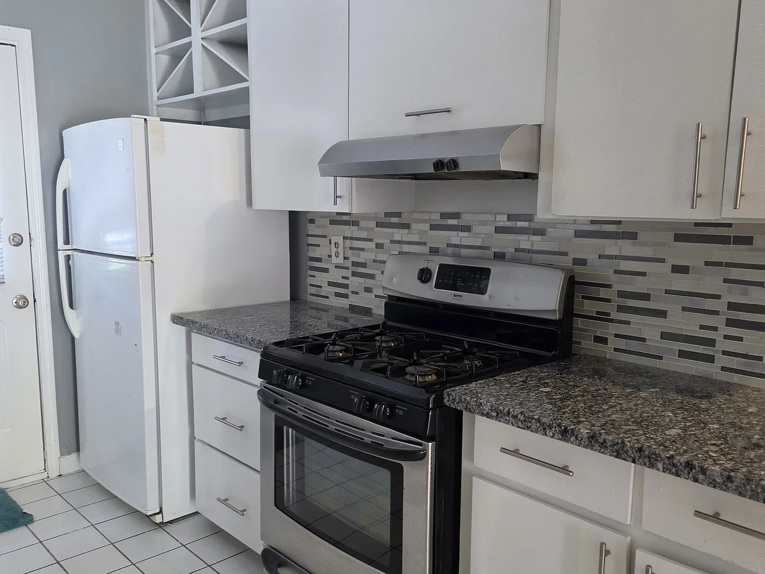 Duluth Duplex — Photo 3