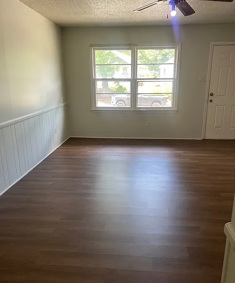 318 Salisbury Rd #318 — Photo 5