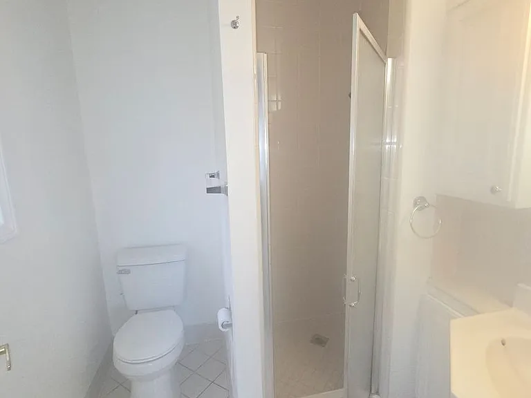 240-246 Cruzero St #244 — Photo 39