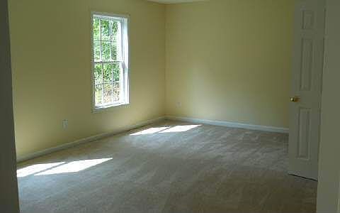 2nd image of 146 Landing Dr