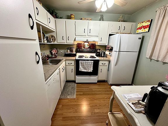 5th image of 4311 Crystal Lake Drive #407
