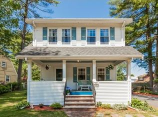 15 Pine Cir, Weymouth, MA 02190