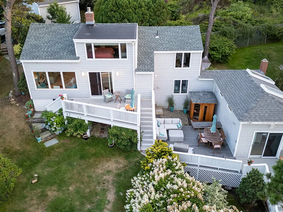 82 Bald Head Cliff Rd N