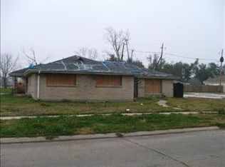 917 Perrin Dr, Arabi, LA 70032