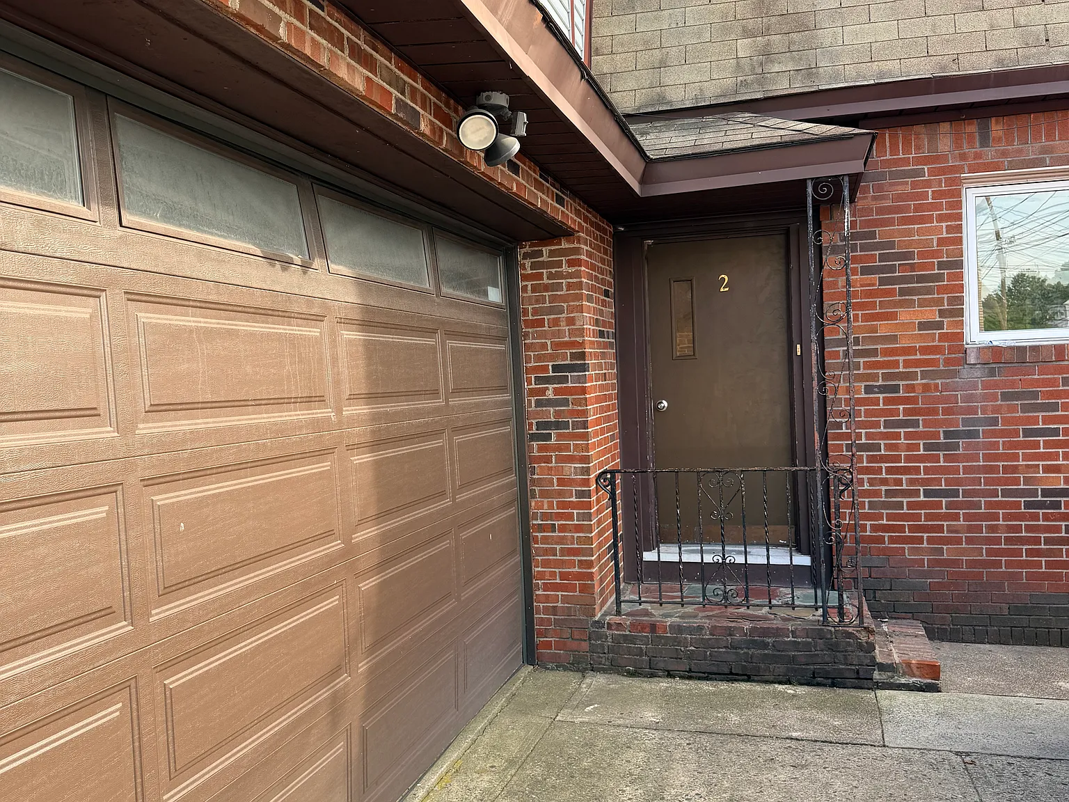 4 bed, 940 sqft, $2,675 — Photo 3
