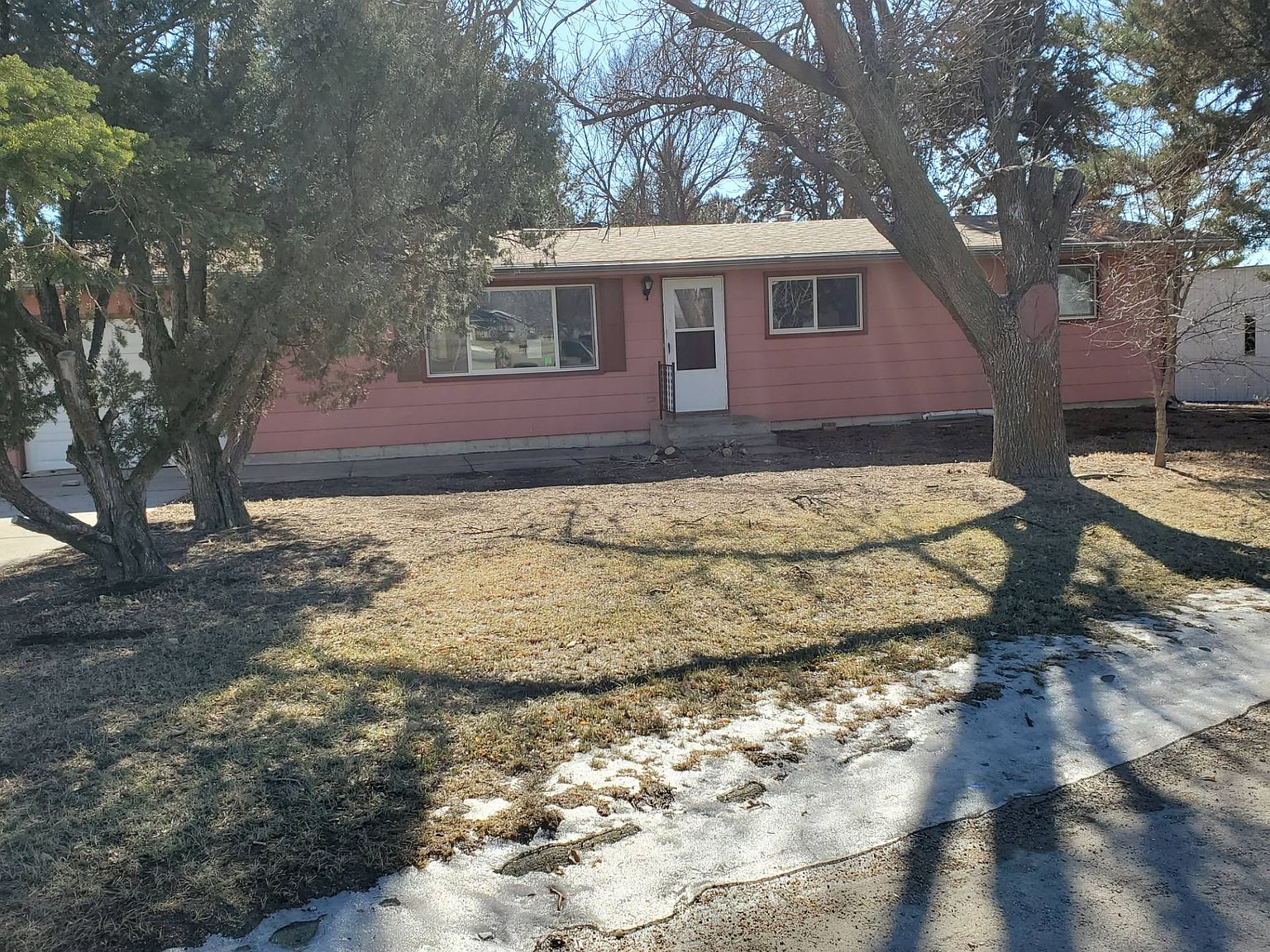 912 N Hartford Ave, Norton, KS 67654 Zillow