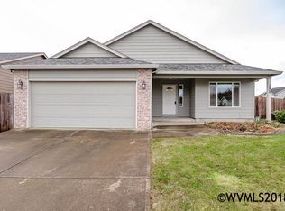 192 N 11th St, Jefferson, OR 97352