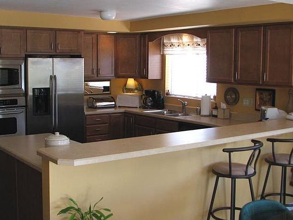 2nd image of 591 W Vista Hermosa Dr