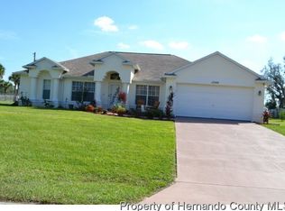 12244 N Genter Dr, Spring Hill, FL 34609