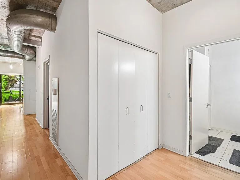 807 Davis St #314 — Photo 11