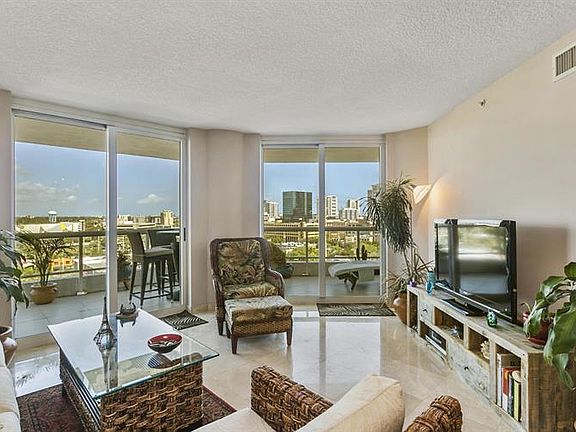 5th image of 401 SW 4th Ave APT 1107
