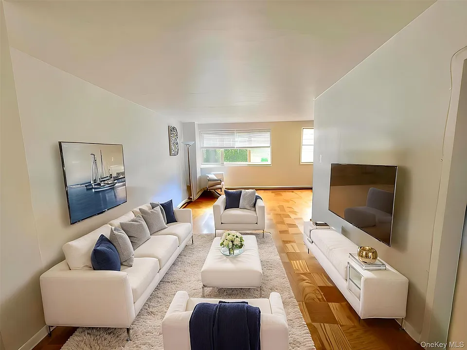 30 Lake St #8D