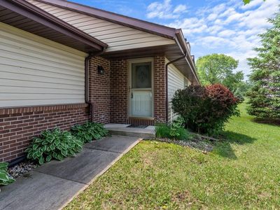 612 Wellington Dr, West Bend, WI, 53090