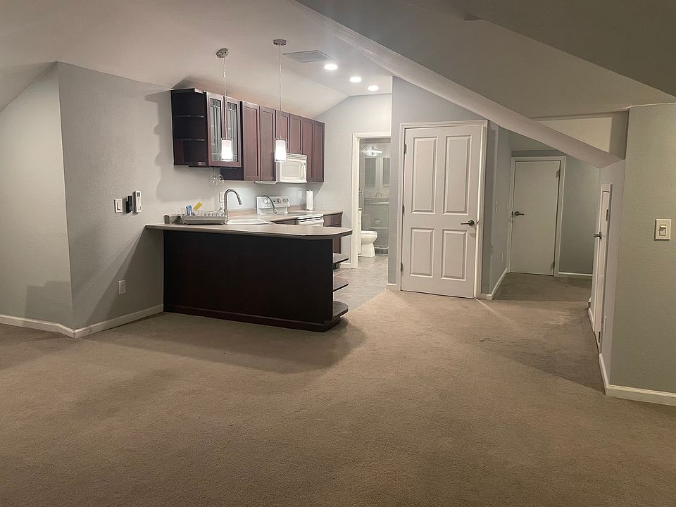 1st image of 2840 Canyonside Dr